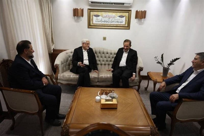 دیدار عارف با معاونان اول دولت‌های گذشته به مناسبت هفته دولت