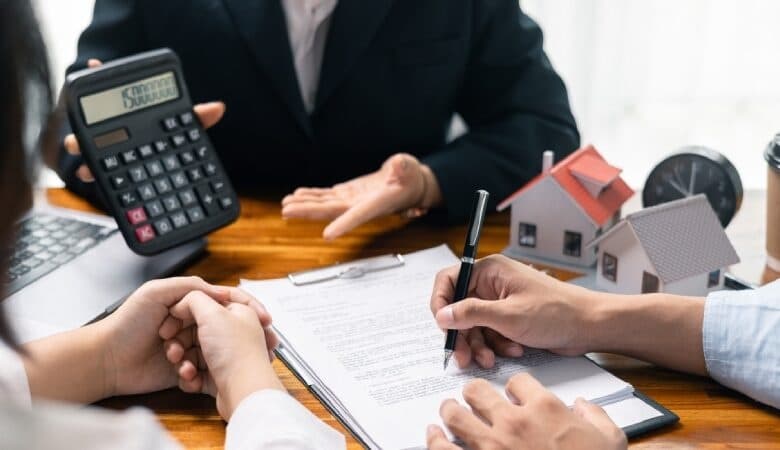 وام با ضامن یا بدون ضامن؛ کدام گزینه برای شما مناسب‌تر است؟