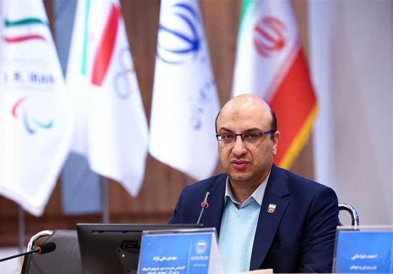 دلنوشته علی‌نژاد برای رهبر شهید: ایستادگی را برای ما معنا کردید