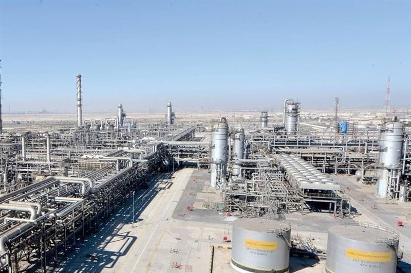 مجتمع گازی عربستان در آتش می‌سوزد