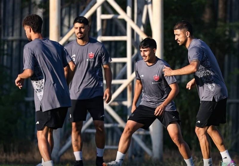 بدنساز یونانی پرسپولیس پنجشنبه وارد ایران می‌شود