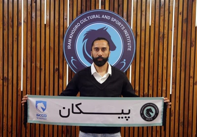 باقری: الهامی مثل خیلی‌ها دوست ندارد با سیاست رفتار کند