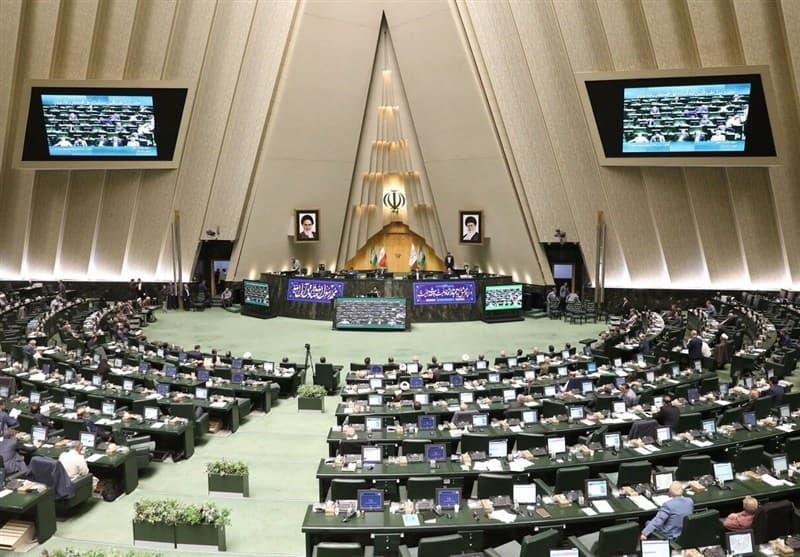 ارجاع موضوع نحوه فعالیت دستگاه‌ها با کارگزاران خارجی به کمیسیون امنیت