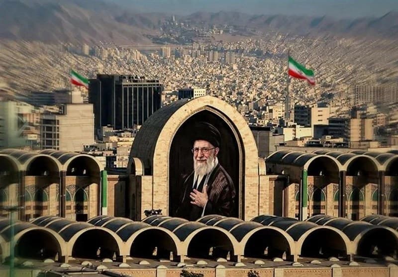 ببینید|حال و هوای مردم ایران در مصلی تهران