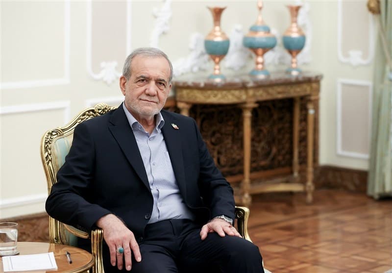 ببینید| رزمندگان ما دنیا را مبهوت کردند/ با نیروهای مسلح شکافی نداریم
