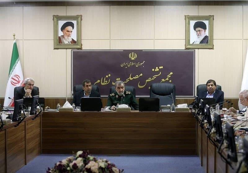 ضرورت تدوین سیاست‌های کلی بازسازی و تحول اقتصادی کشور