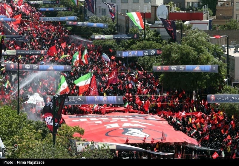 قدردانی فرمانده کل سپاه جهت حضور میلیونی مردم در تشییع قائد شهید امت