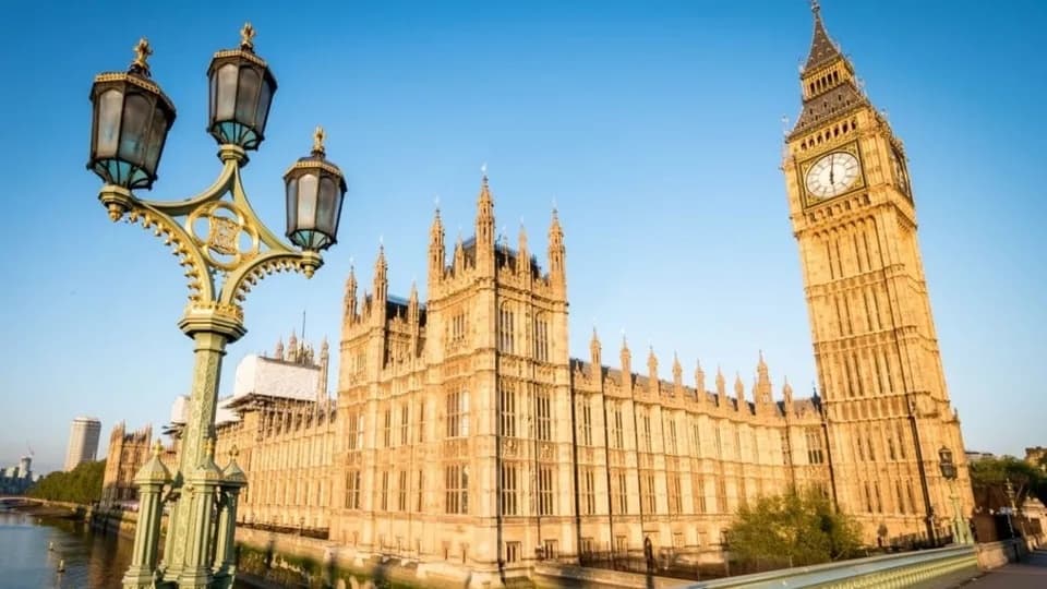 دولت بریتانیا قوانین سختگیرانه‌تری را برای حفاظت از فیبرنوری دریایی پیشنهاد می‌دهد