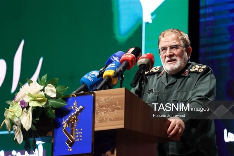 سرلشکر ایزدی: اروپایی‌ها از ایستادگی ایران مقابل آمریکا شگفت‌زده‌اند