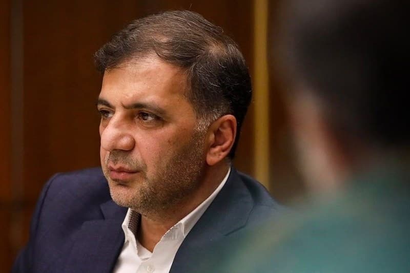 کریمی: مجوز پرواز به ما ندهند به امارات نمی‌رویم