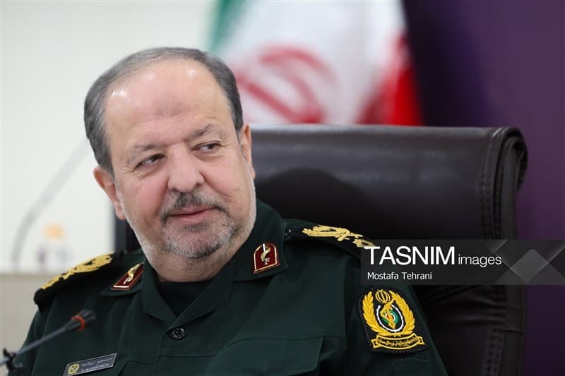 سردار ابن‌الرضا خطاب به آمریکایی‌ها: باید بگویید سلام قربان!
