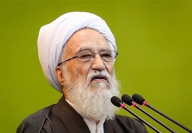 پیام قدردانی آیت الله موحدی کرمانی از مردم برای حضور در تشییع تاریخی رهبر شهید