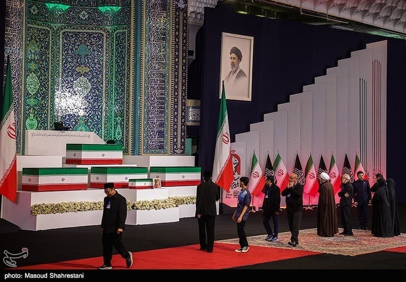 گزارش کامل ادای احترام سران کشورها و مسئولان خارجی به پیکر امام شهید