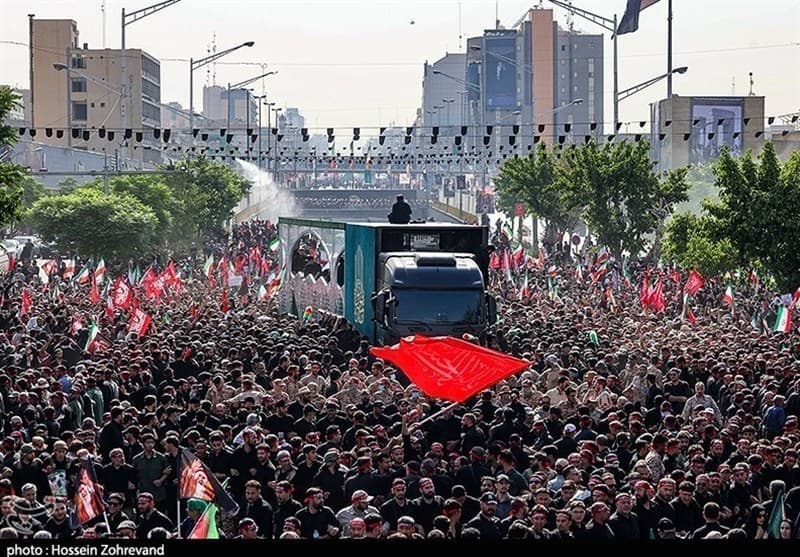 به هق‌هق، جمعمان جمع است از بالا تماشا کن