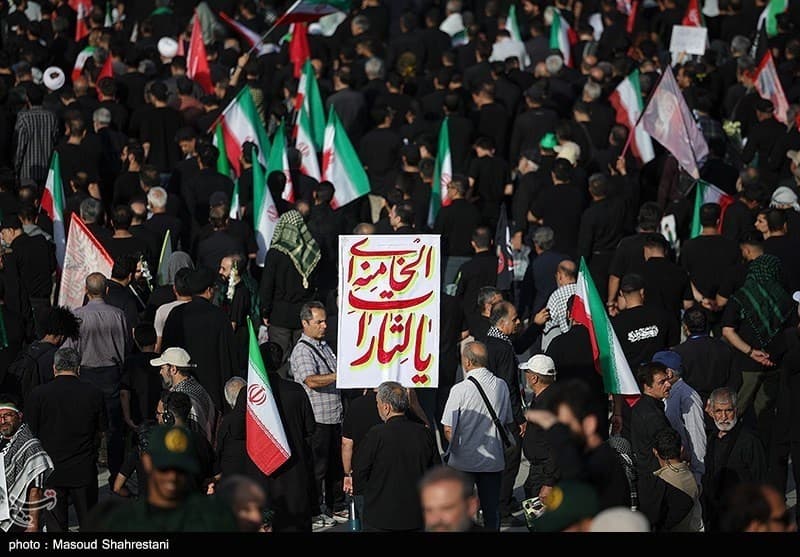 آقای شهید ایران ما خداحافظی را بلد نیستیم